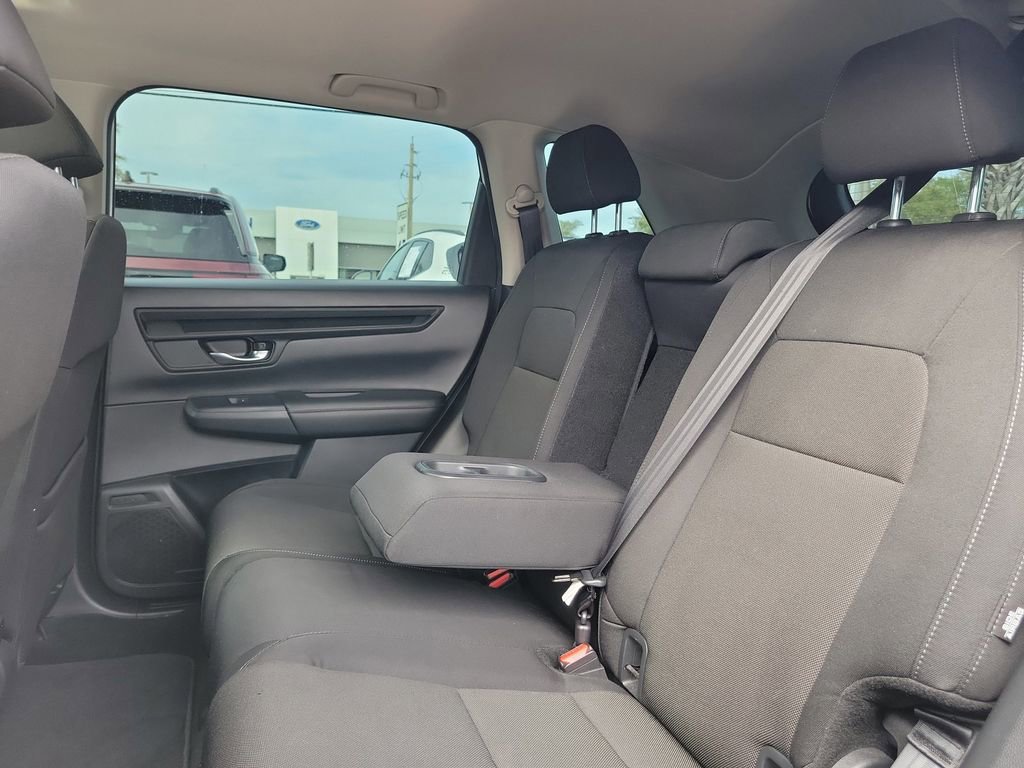 Used 2025 Honda CR-V EX image 11