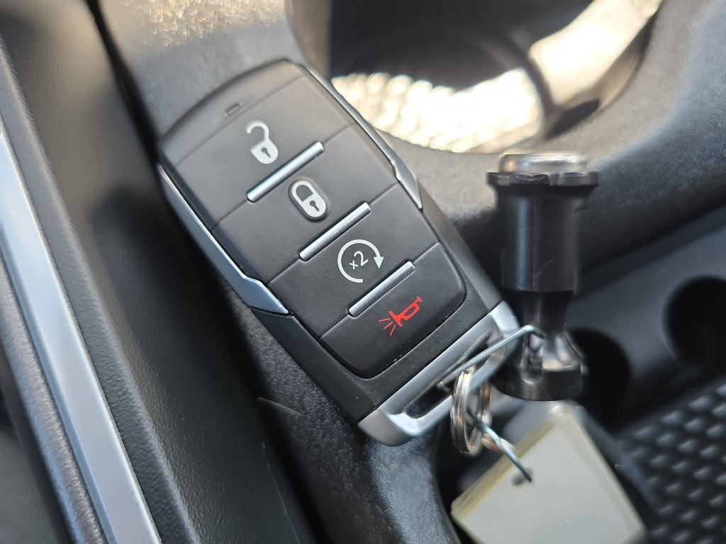 Used 2022 RAM 1500 Big Horn AWD/4WD image 30