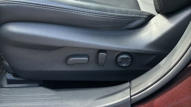 Used 2023 Subaru Outback Limited image 19