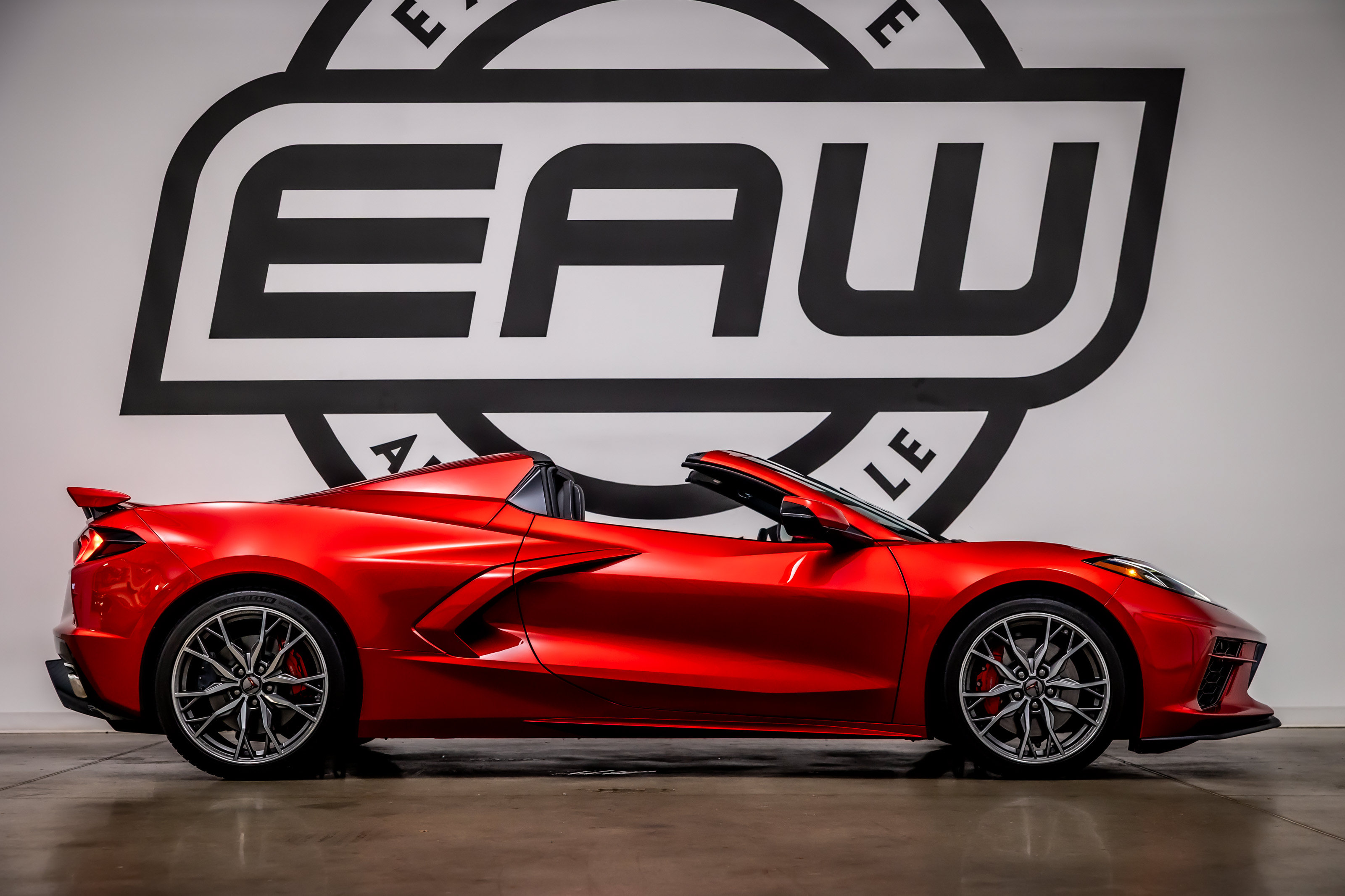 Used 2025 Chevrolet Corvette Stingray Preferred Conv w/ Z51 Performance Package RWD image 8