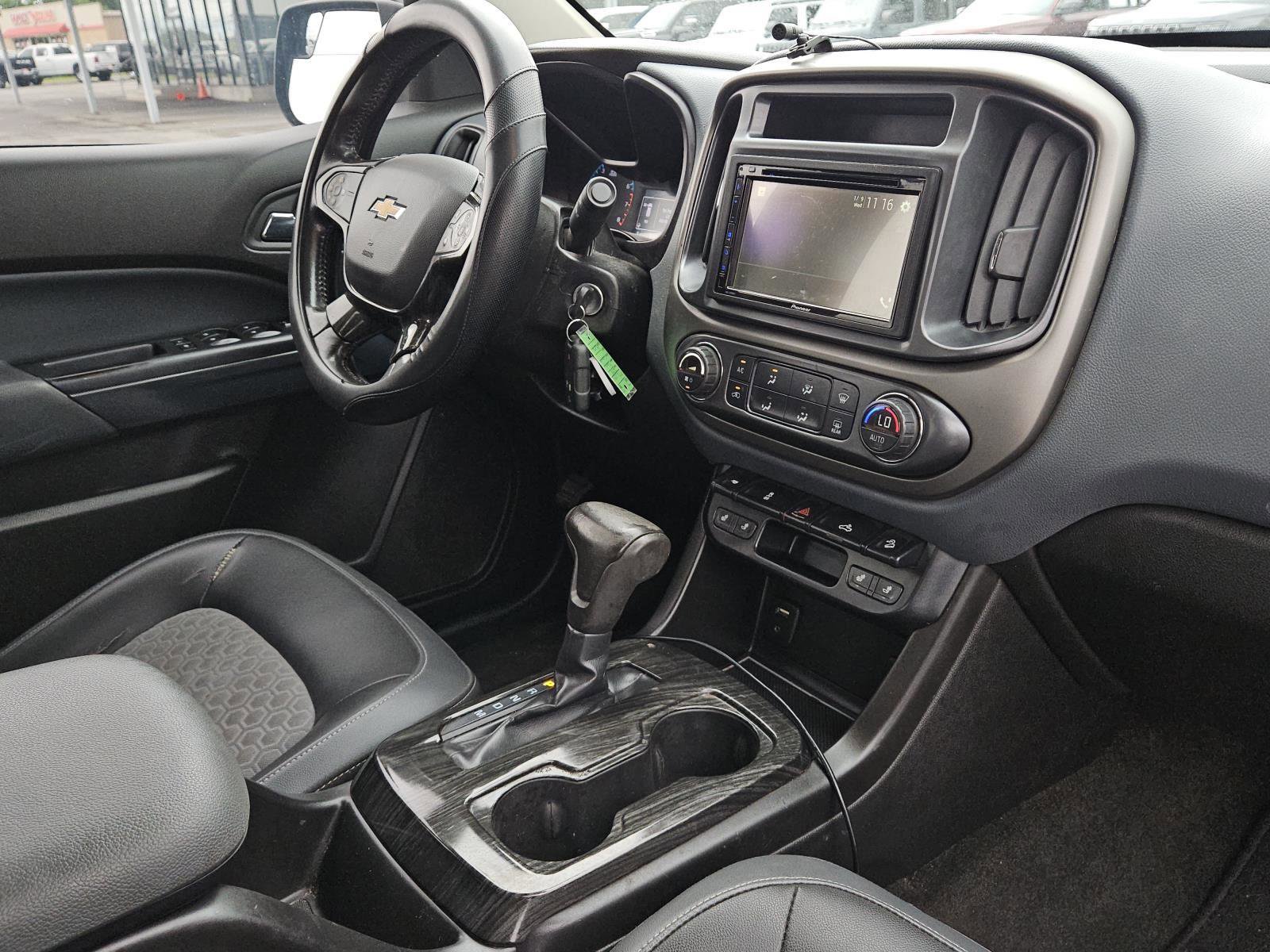 Used 2015 Chevrolet Colorado Z71 AWD/4WD image 28