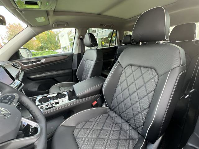 New 2026 Volkswagen Atlas SEL Premium R-Line image 11