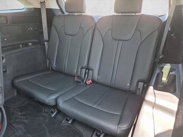 Used 2024 Kia Sorento EX AWD/4WD image 12