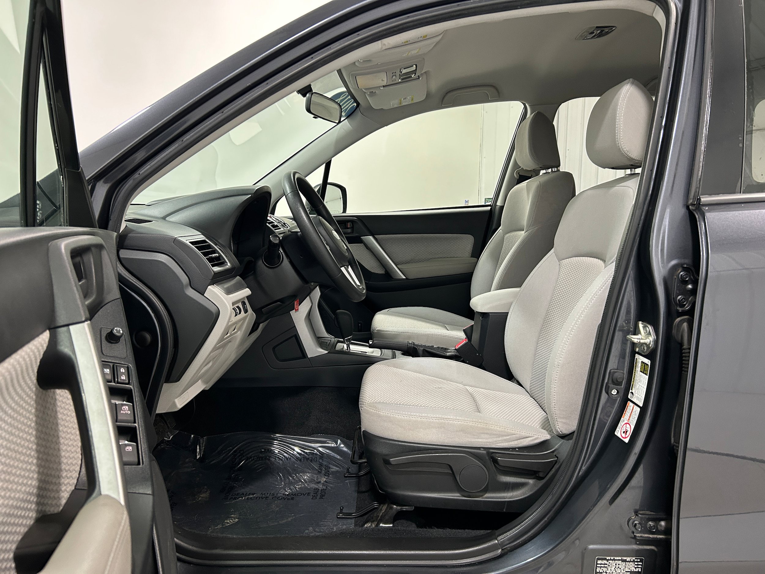 Used 2018 Subaru Forester 2.5i w/ Alloy Wheel Package AWD/4WD image 4