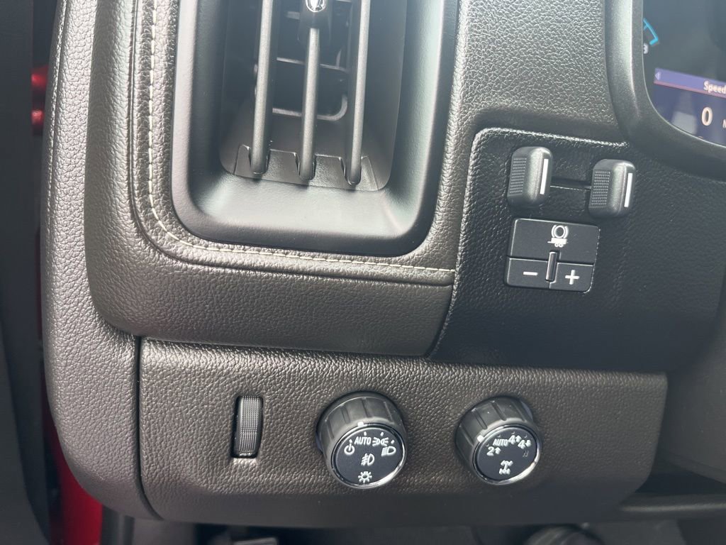 Used 2021 GMC Canyon Denali AWD/4WD image 25