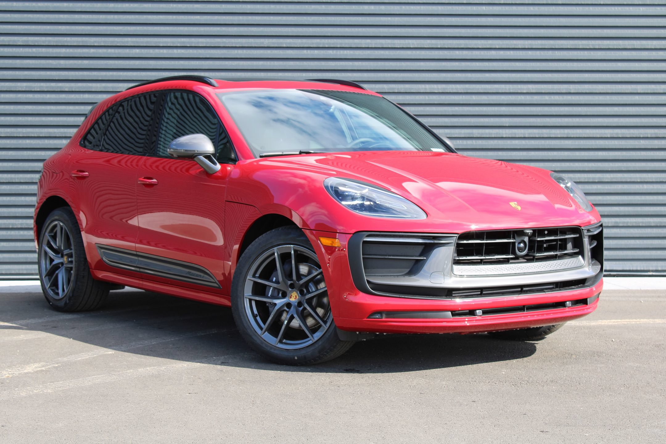New 2026 Porsche Macan Turbo AWD/4WD image 7