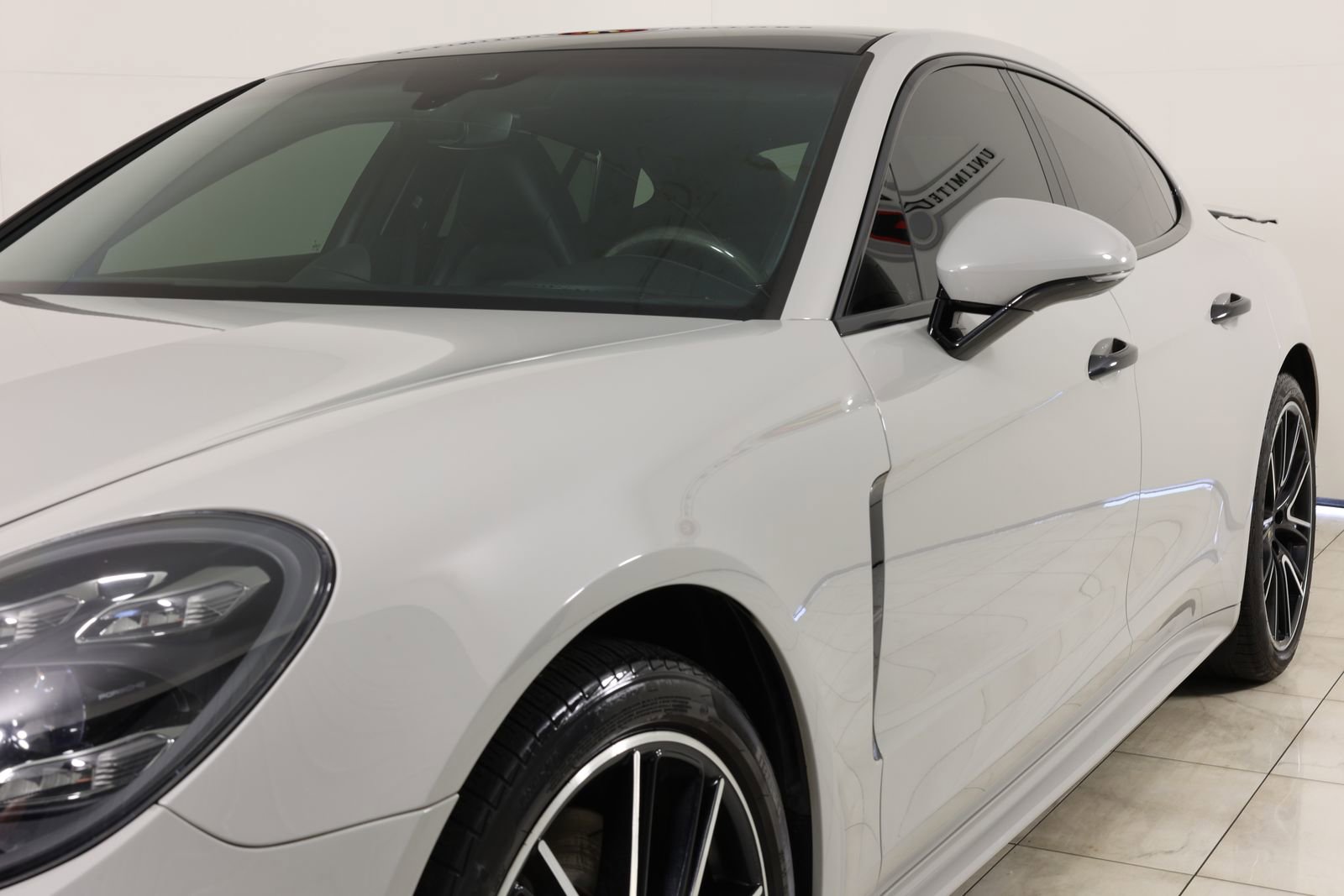 Used 2018 Porsche Panamera Turbo AWD/4WD image 46