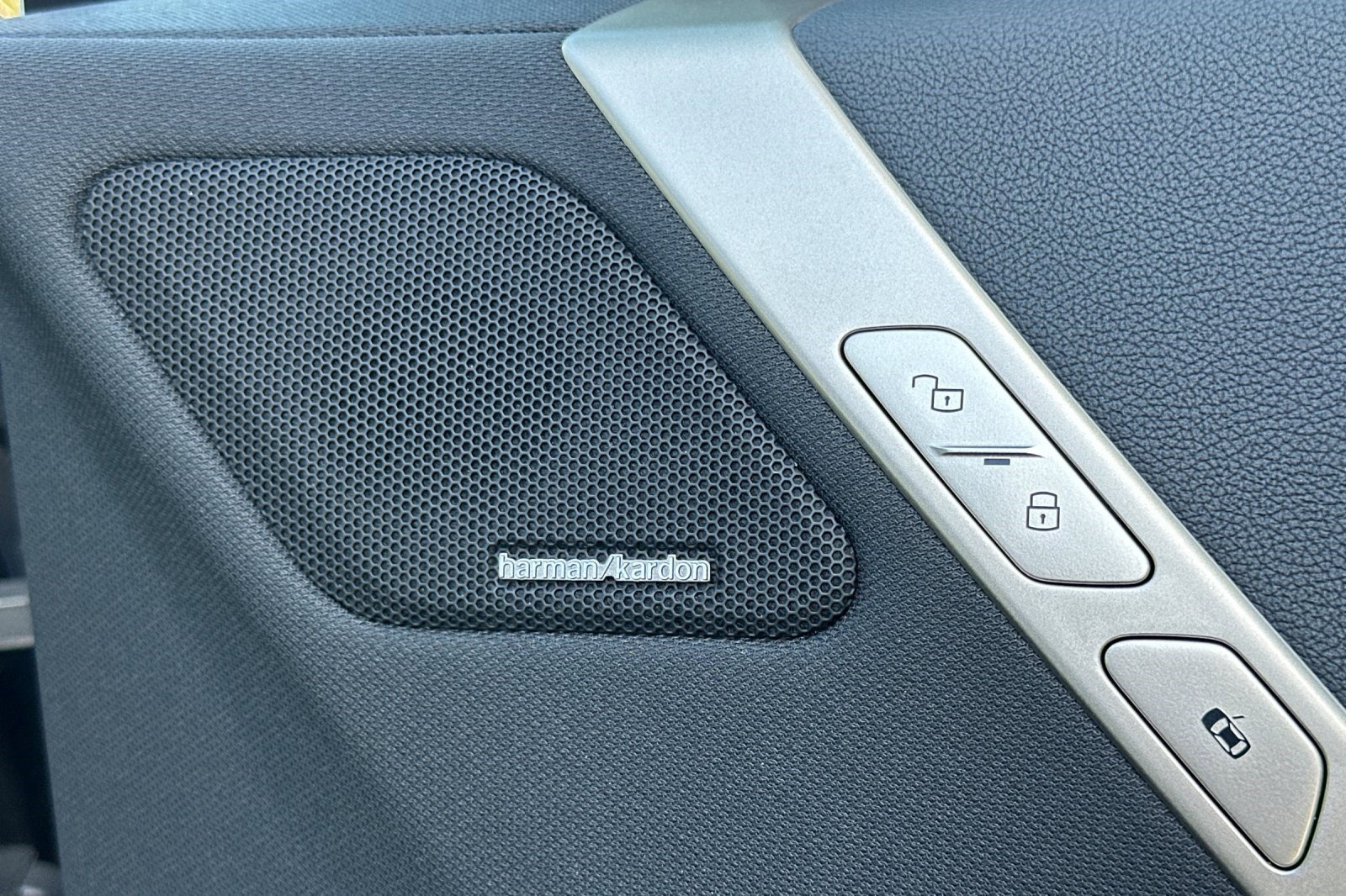 Certified 2023 BMW iX xDrive50 w/ Sport Package image 21