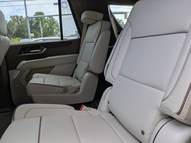 New 2026 GMC Yukon Denali w/ LPO, Floor Liner Package RWD image 18