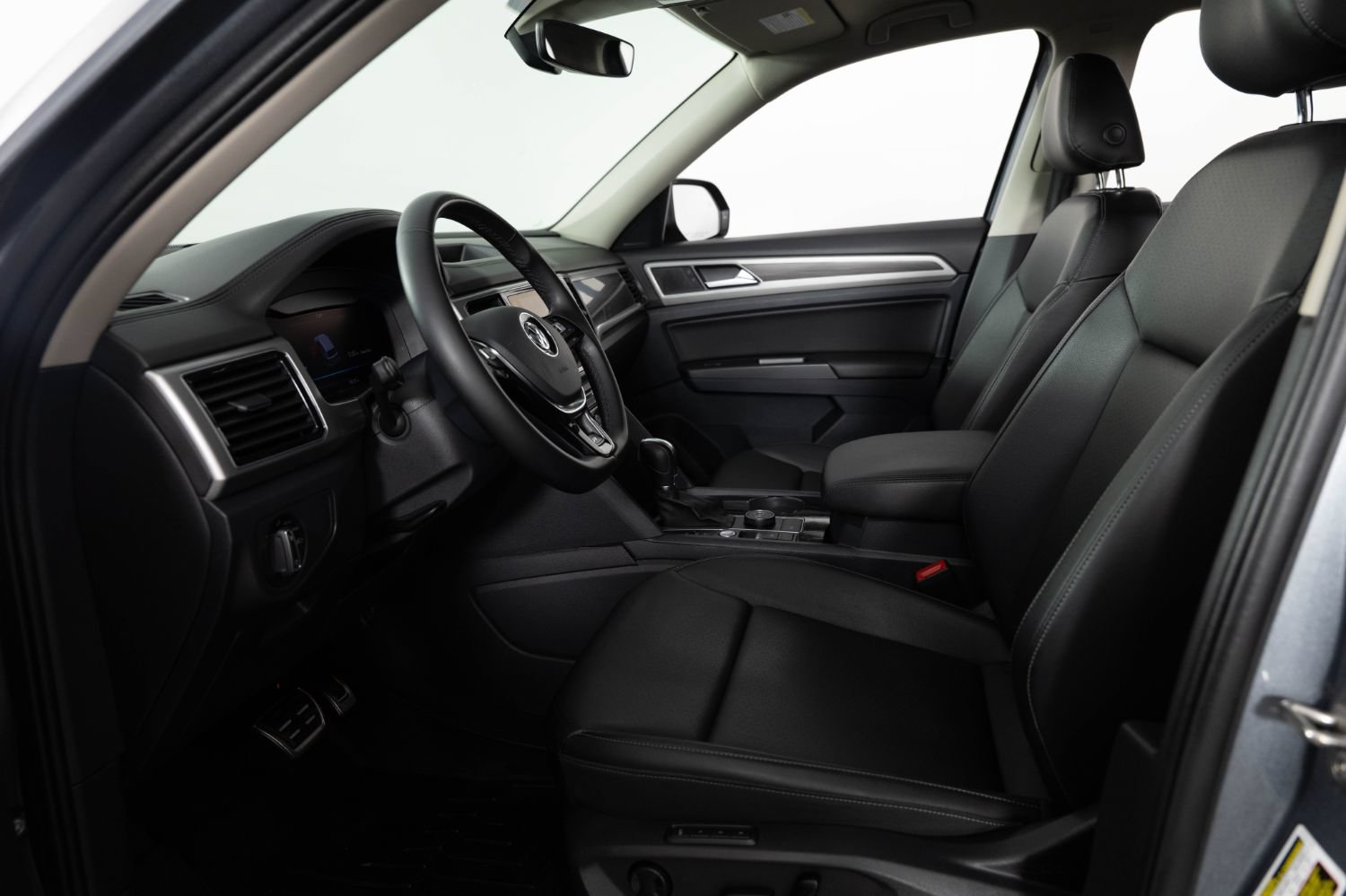 Used 2019 Volkswagen Atlas SEL R-Line AWD/4WD image 15