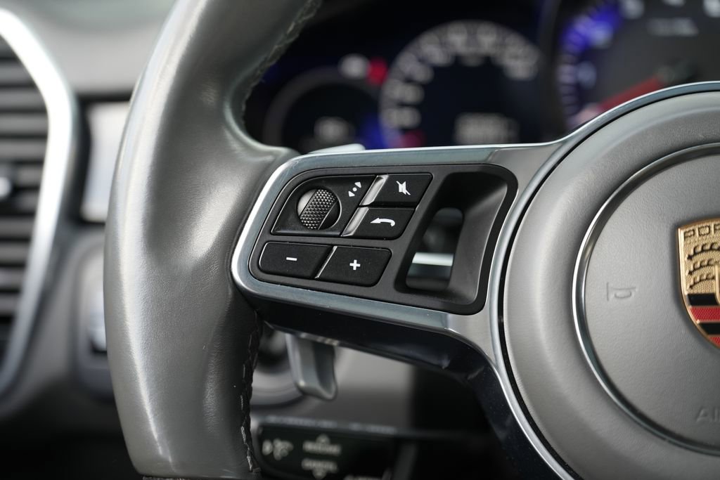Used 2019 Porsche Cayenne S image 50