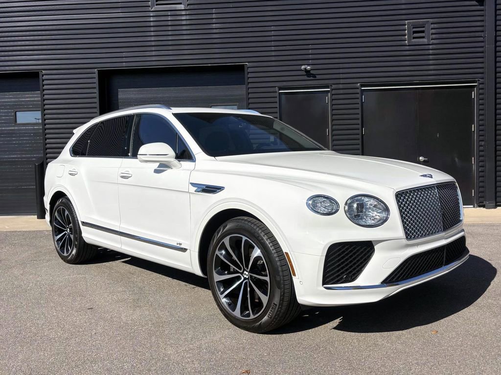 Certified 2022 Bentley Bentayga image 1
