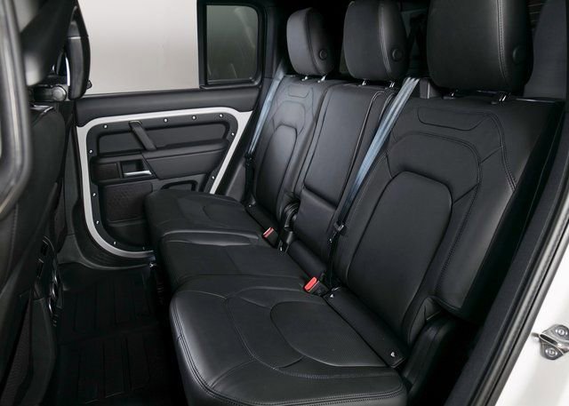 New 2026 Land Rover Defender 110 S image 5