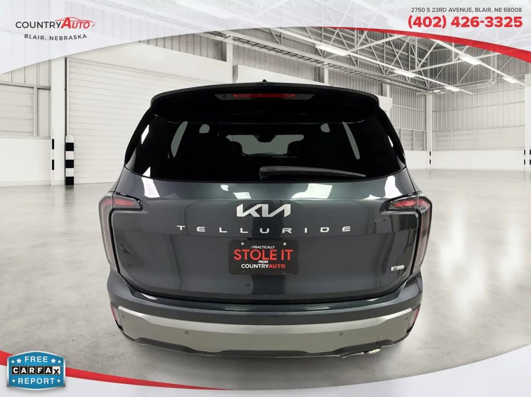 Used 2023 Kia Telluride AWD image 4