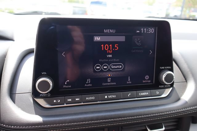 Used 2024 Nissan Rogue SV FWD image 37