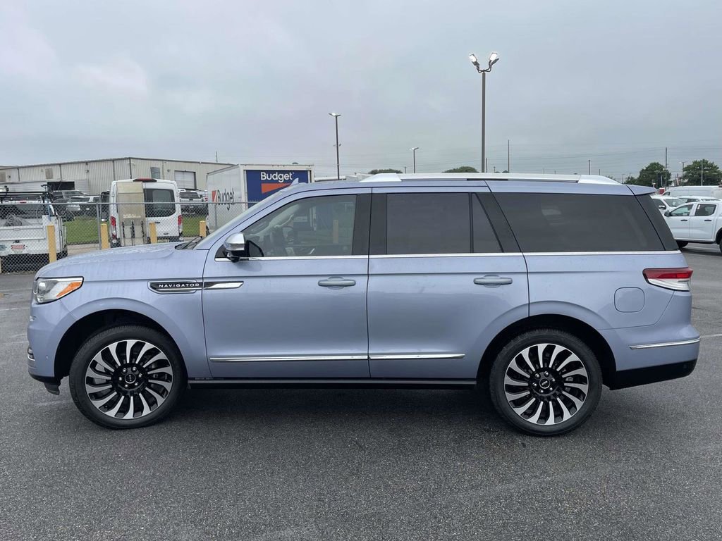 Used 2022 Lincoln Navigator Black Label AWD/4WD image 6