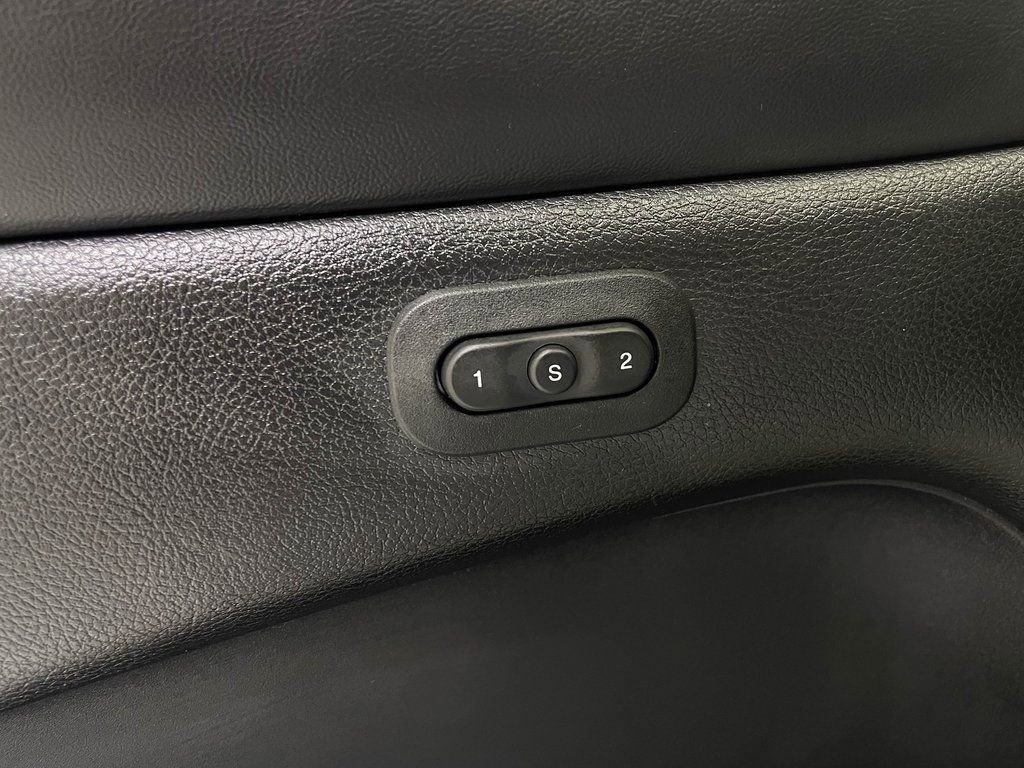 Used 2022 Jeep Grand Cherokee Limited image 17