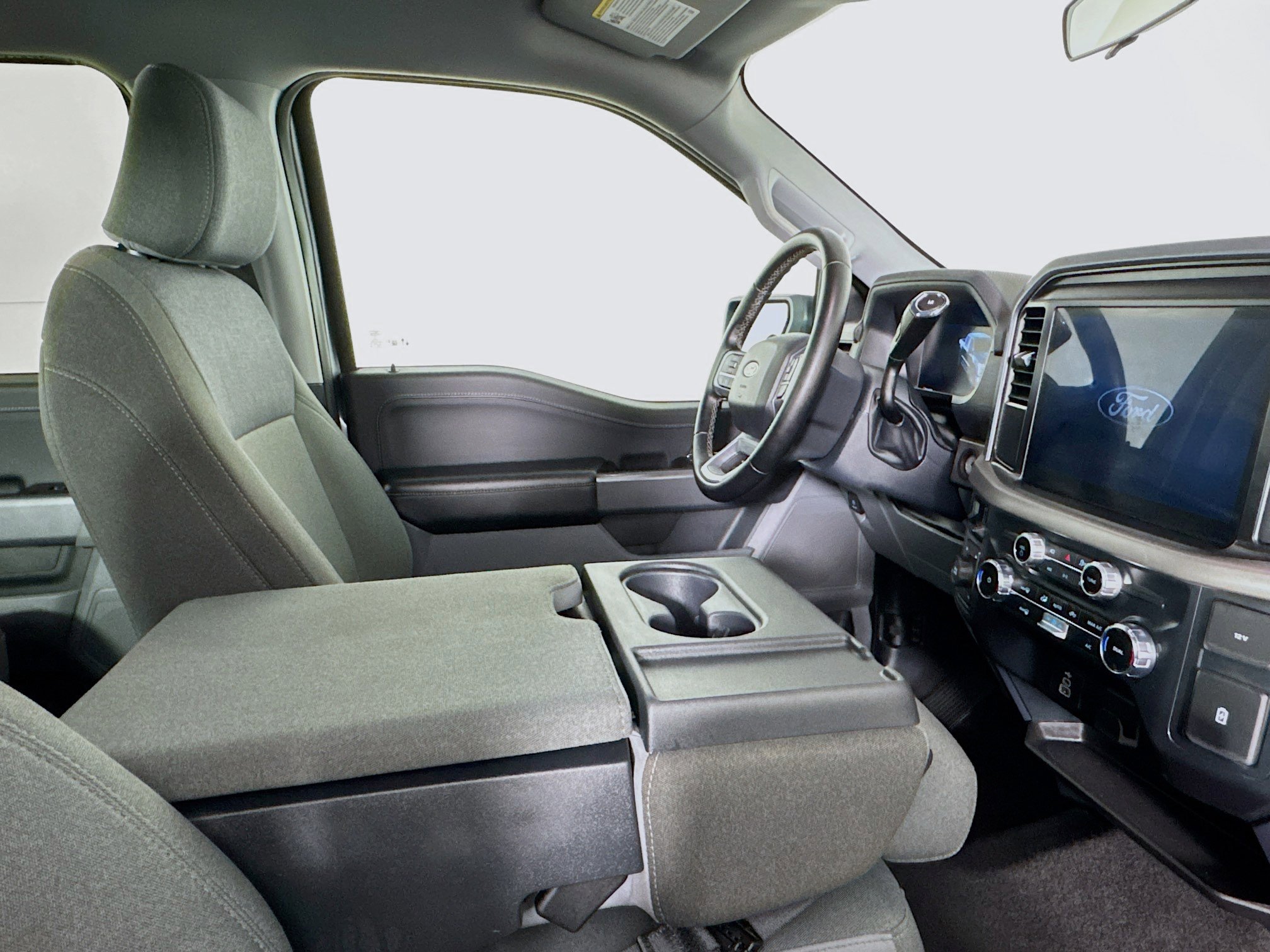 Used 2025 Ford F150 XLT w/ Equipment Group 301A Standard image 26