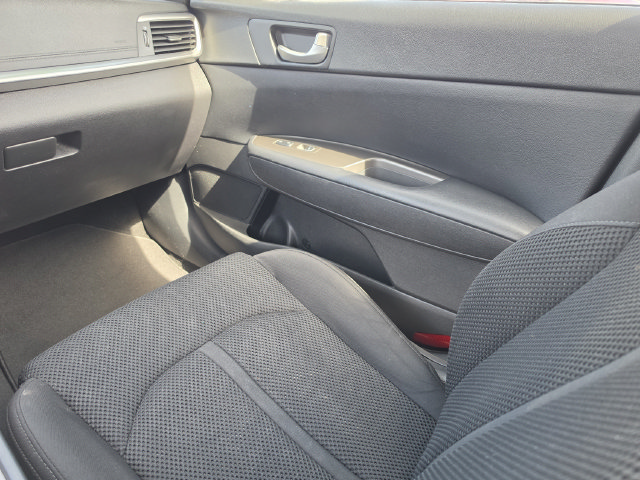 Used 2019 Kia Optima LX FWD image 26