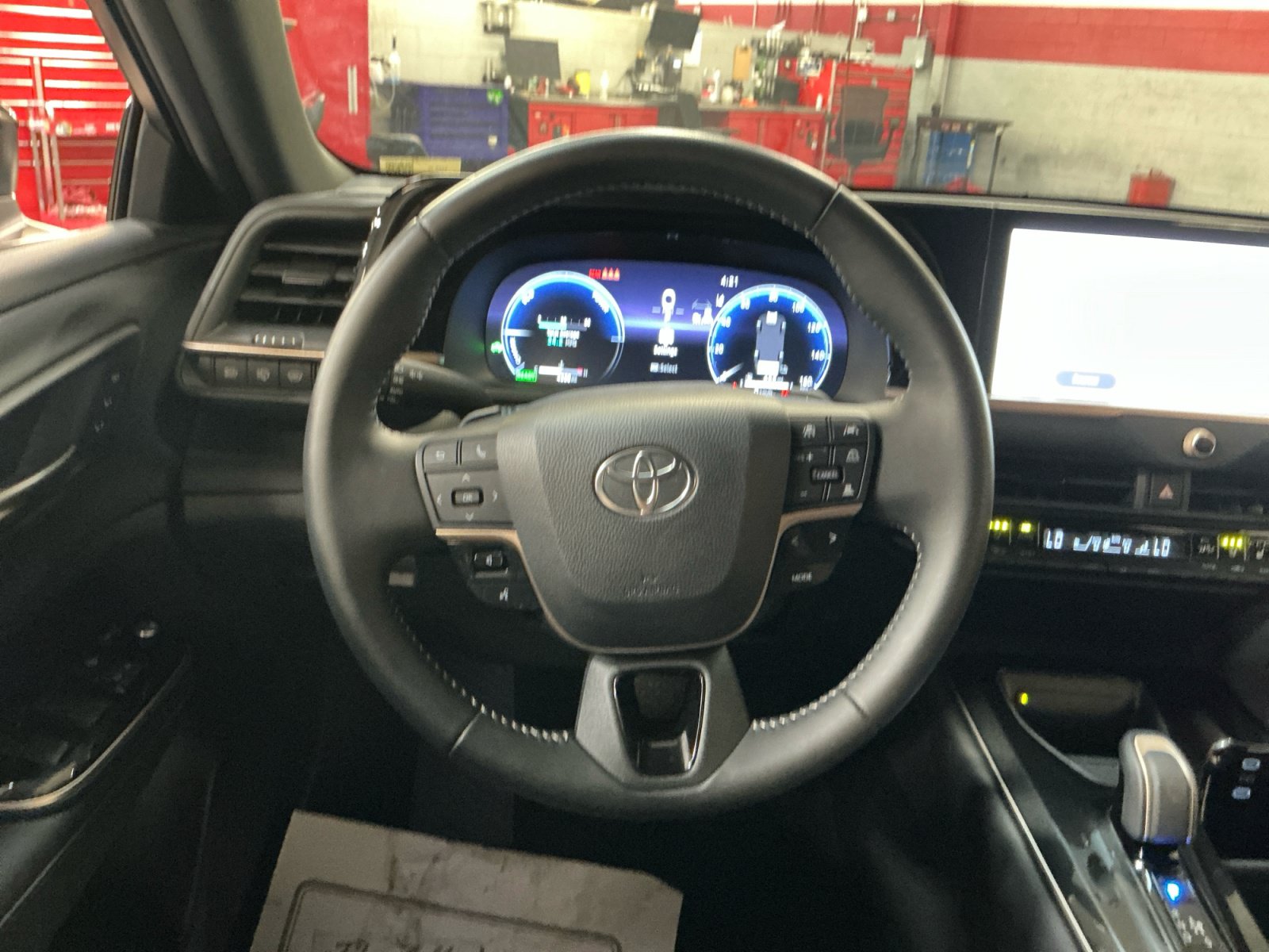 Certified 2026 Toyota Crown Signia AWD/4WD image 9