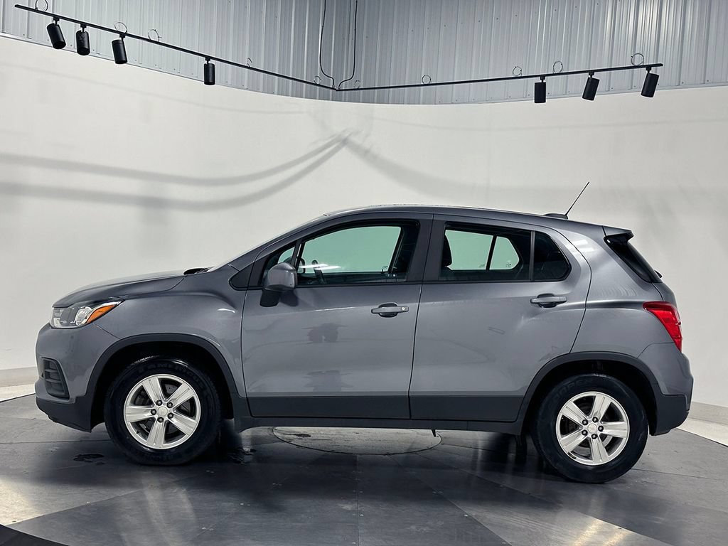 Used 2020 Chevrolet Trax LS FWD image 14