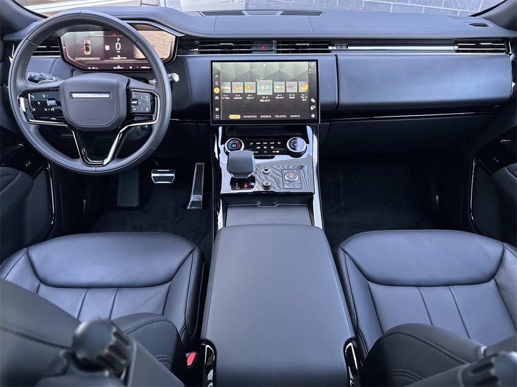 Used 2023 Land Rover Range Rover Sport SE Dynamic image 16