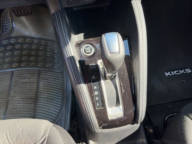 Used 2020 Nissan Kicks SV FWD image 13