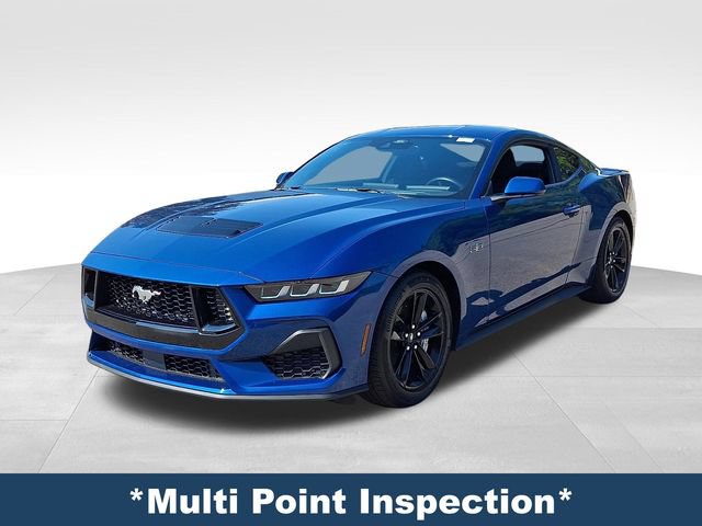 Used 2024 Ford Mustang GT RWD image 4