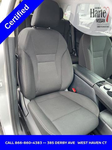 Certified 2025 Nissan Rogue S image 27