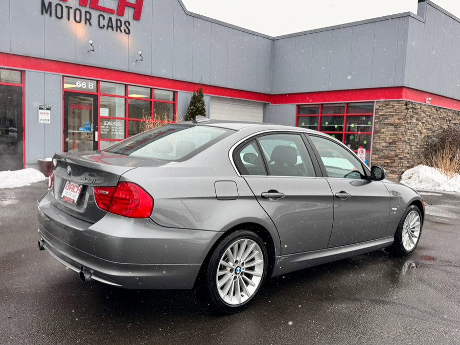 Used 2011 BMW 335i xDrive Sedan image 7