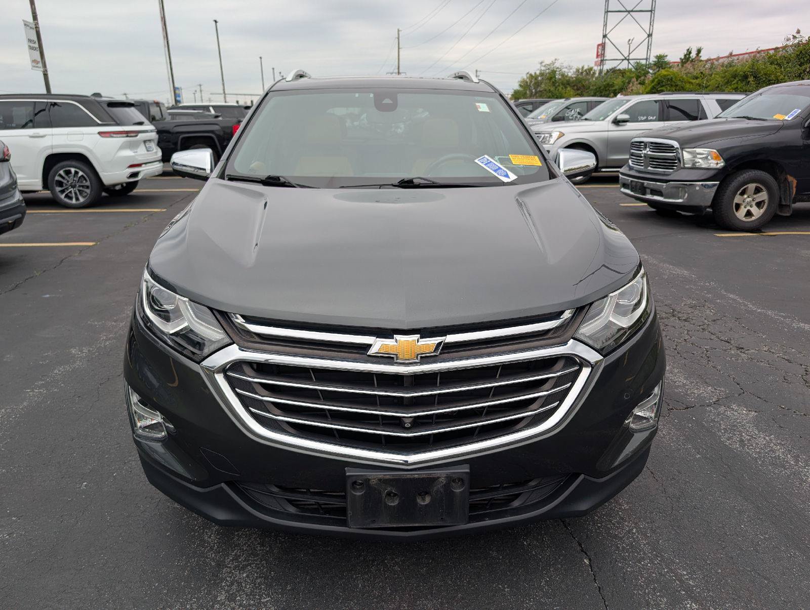 Used 2019 Chevrolet Equinox Premier AWD/4WD image 2
