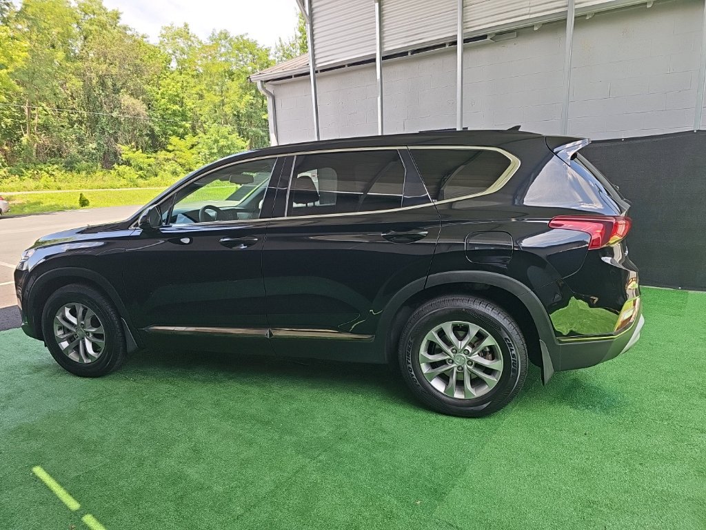 Used 2019 Hyundai Santa Fe SEL FWD image 8