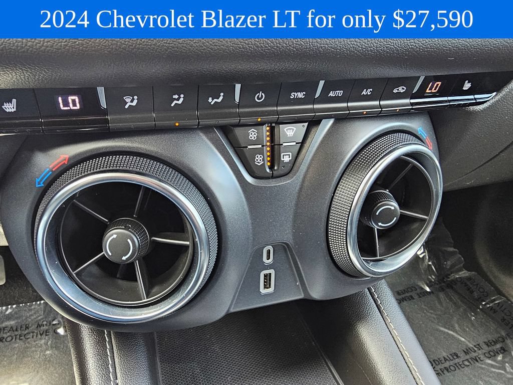 Used 2024 Chevrolet Blazer LT FWD image 29