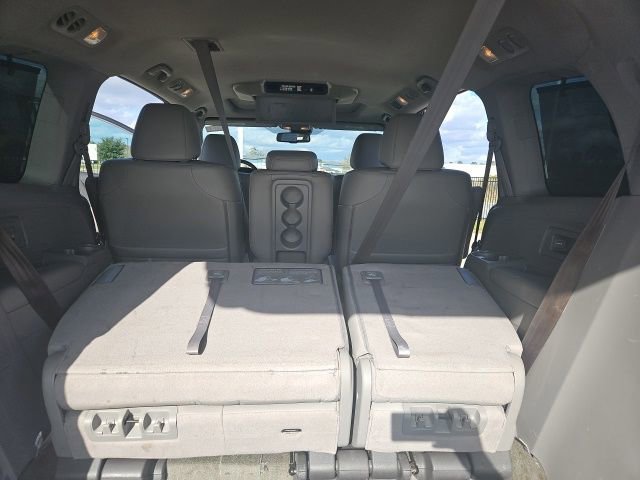 Used 2016 Honda Odyssey Touring Elite image 30