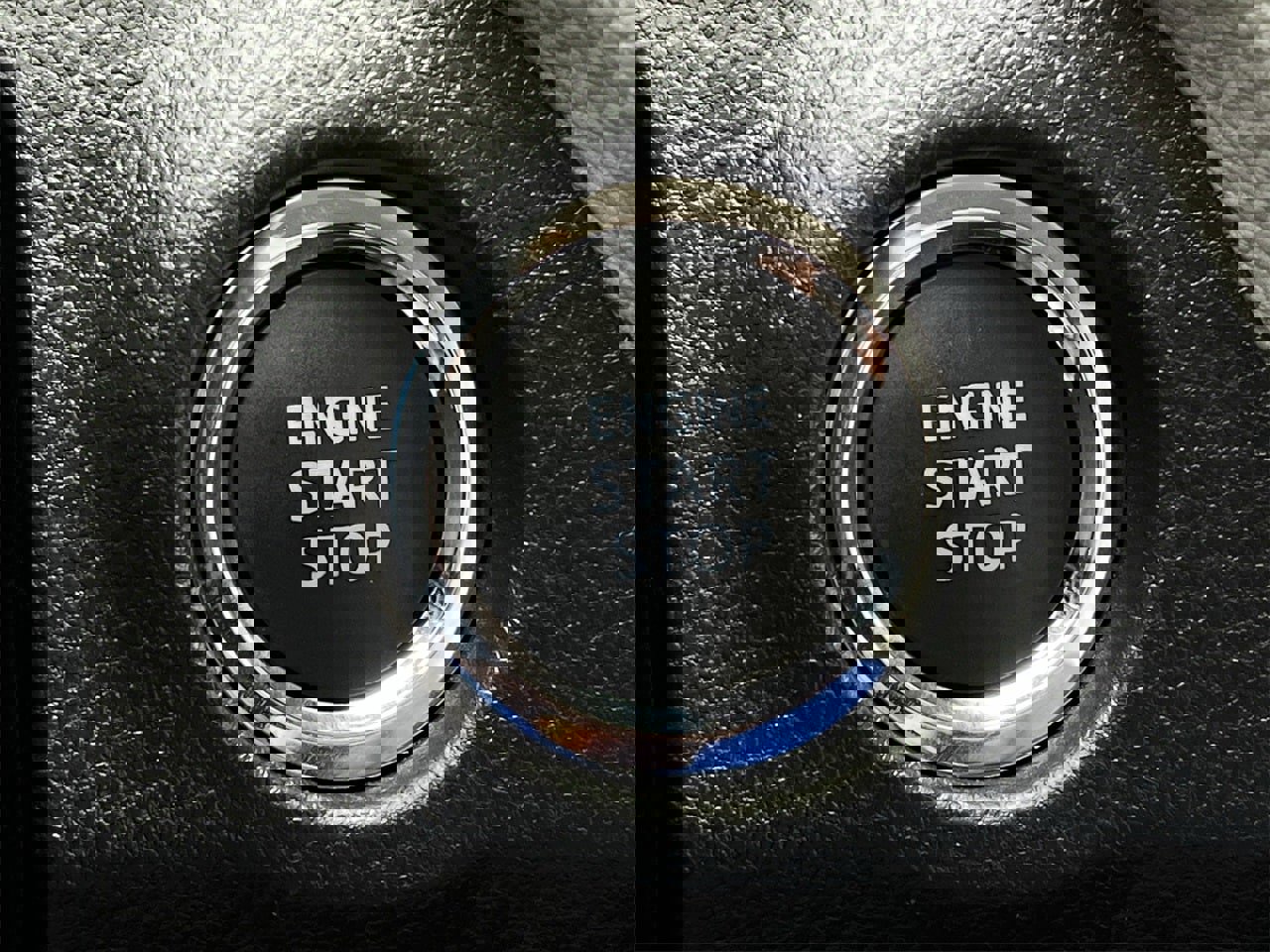 Used 2025 Toyota RAV4 XLE Premium image 19