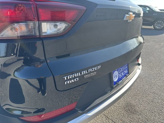 Used 2025 Chevrolet TrailBlazer LT AWD/4WD image 15