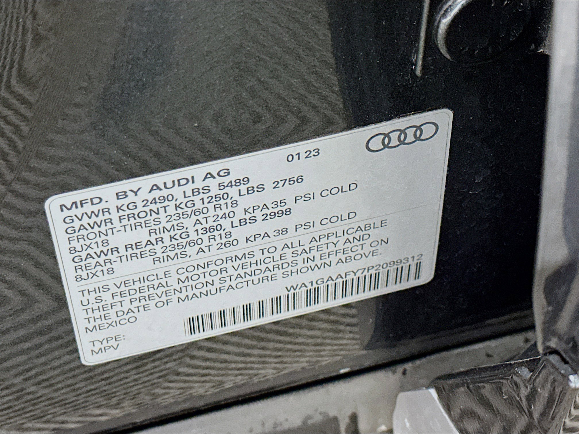 Used 2023 Audi Q5 2.0T Premium w/ Convenience Package AWD/4WD image 12
