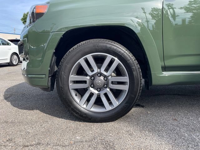 Used 2022 Toyota 4Runner TRD Sport AWD/4WD image 23