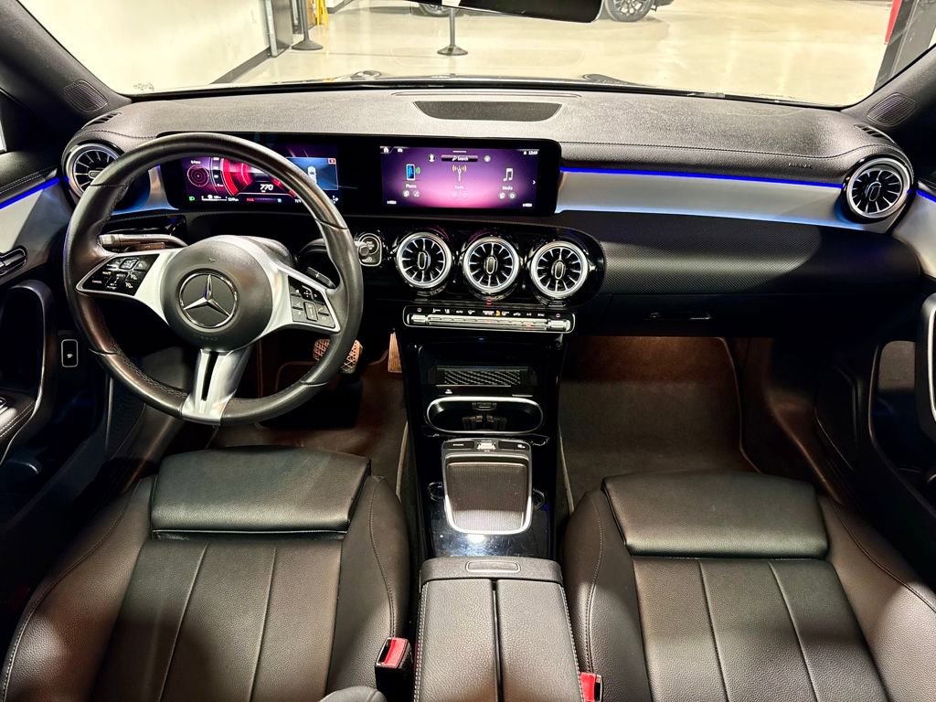 Used 2025 Mercedes-Benz CLA 250 image 13