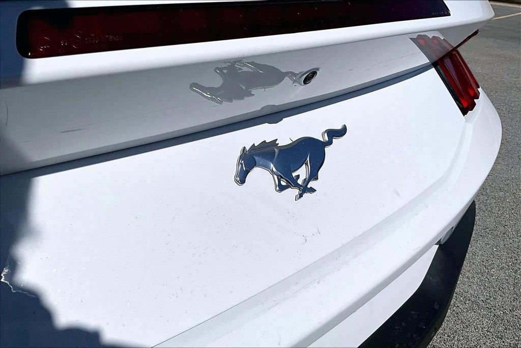 Used 2025 Ford Mustang Premium image 30
