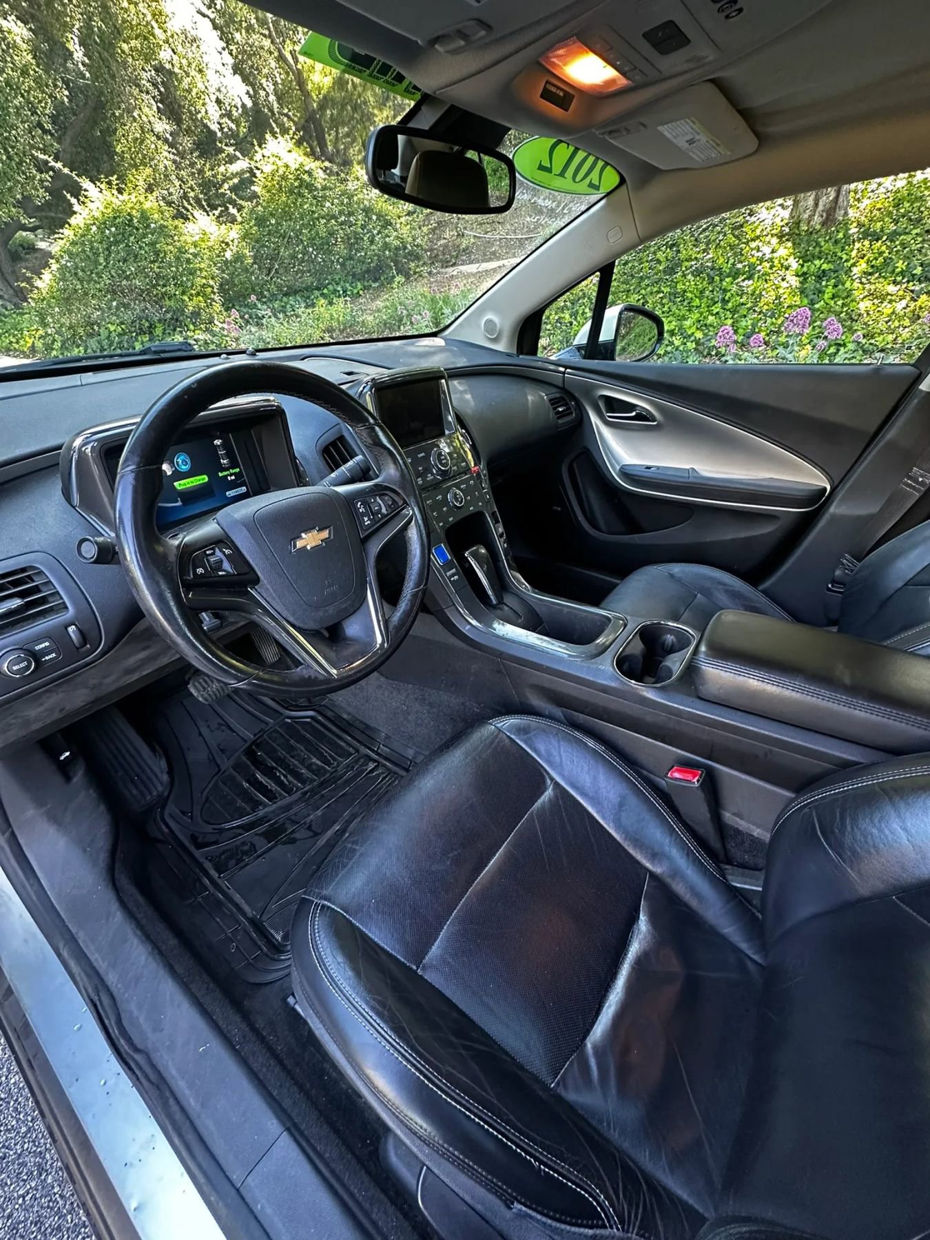 Used 2012 Chevrolet Volt Premium w/ Premium Trim Package image 12