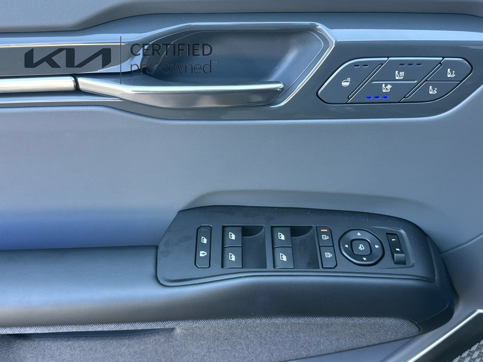 Certified 2024 Kia EV9 Land AWD/4WD image 12