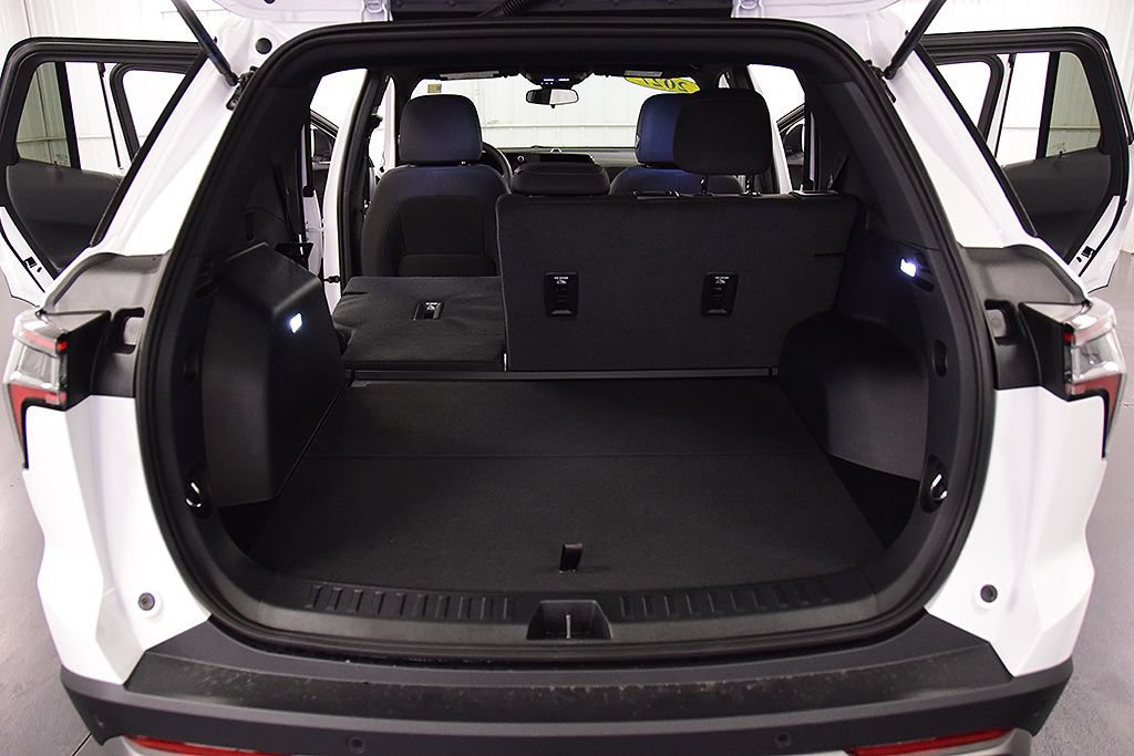 New 2027 Chevrolet Equinox LT AWD/4WD image 31