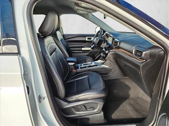 Used 2023 Ford Explorer Limited w/ Equipment Group 301A image 22