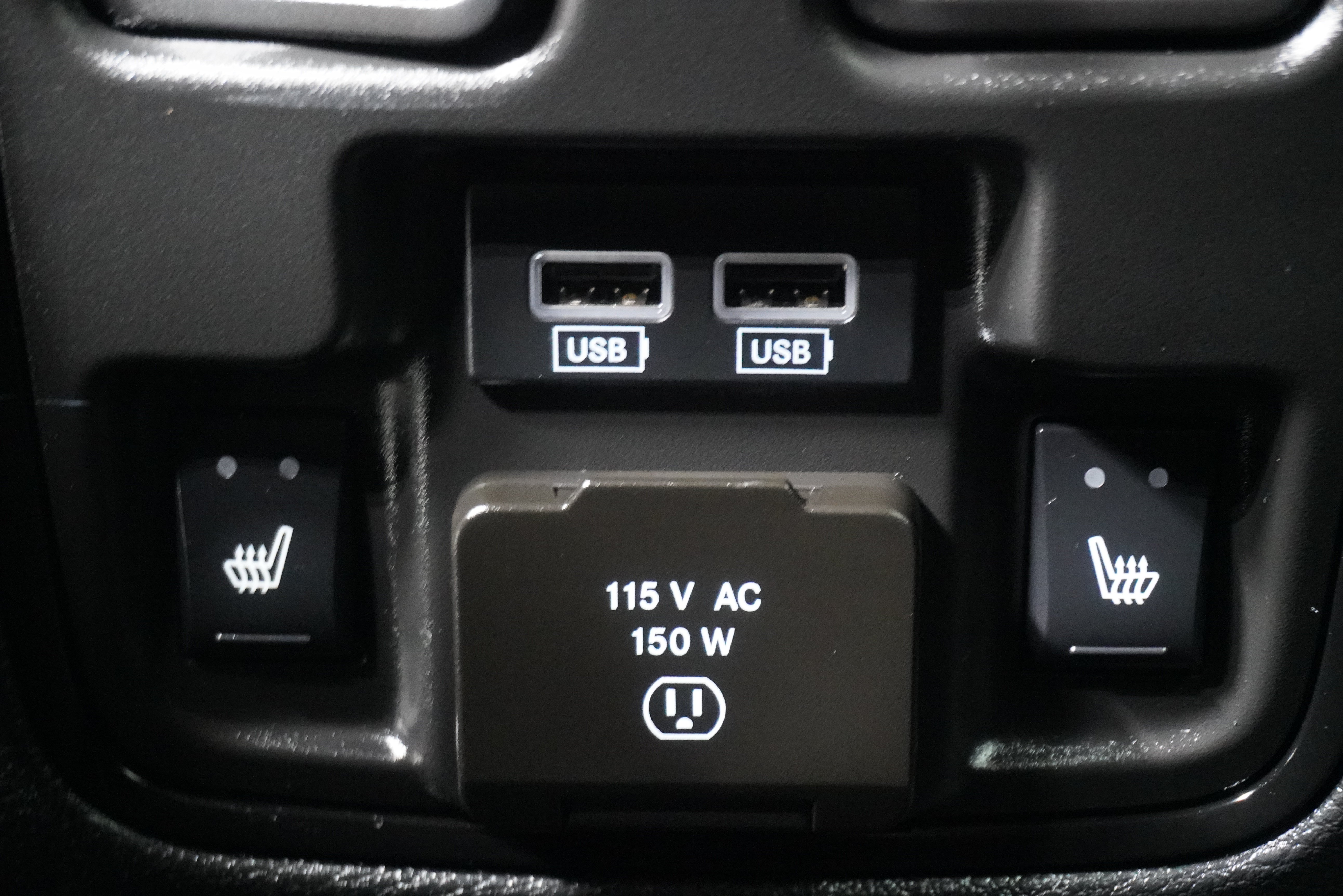 Used 2024 Dodge Durango GT AWD/4WD image 15