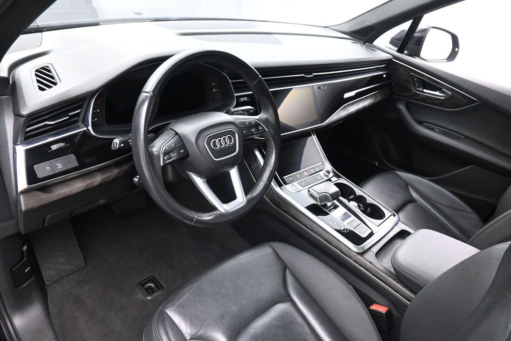 Used 2021 Audi Q7 3.0T Premium Plus w/ Premium Plus Package AWD/4WD image 10