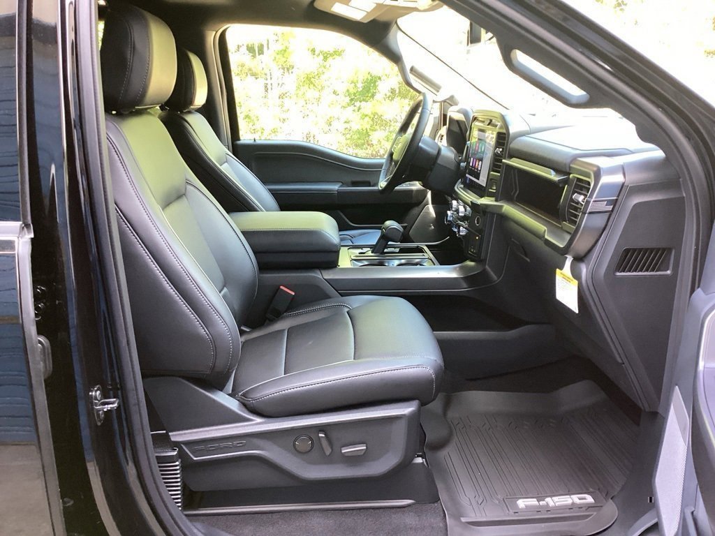 New 2025 Ford F150 Lariat w/ Equipment Group 501A Mid image 30