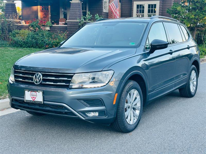 Used 2018 Volkswagen Tiguan S image 3