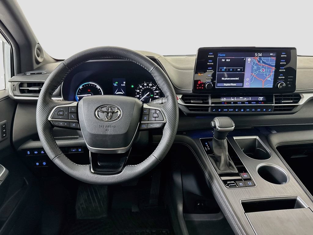 Used 2023 Toyota Sienna XSE AWD/4WD image 24