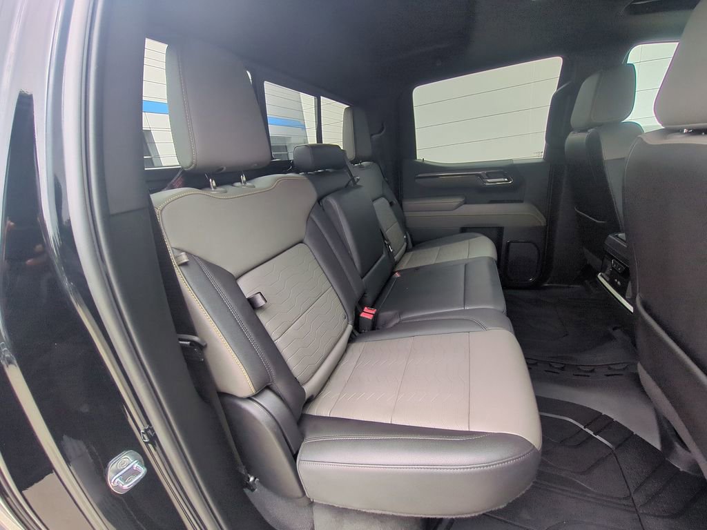 Used 2023 Chevrolet Silverado 1500 ZR2 AWD/4WD image 34